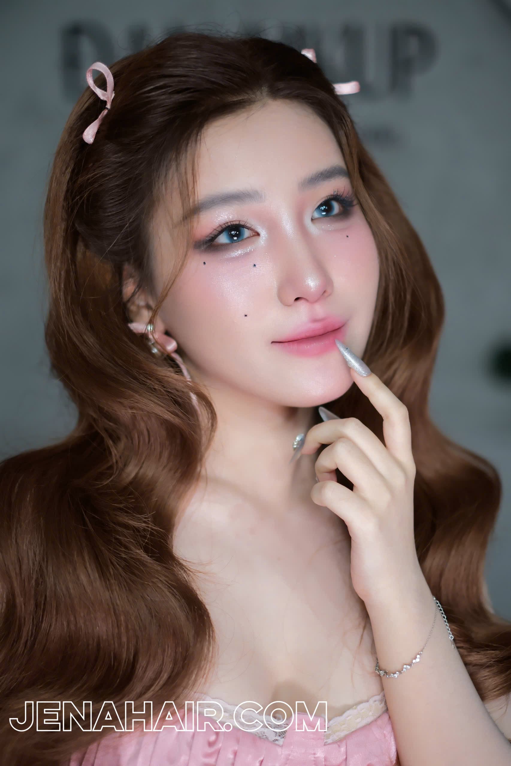 Lịch sử nguồn gốc của trang điểm